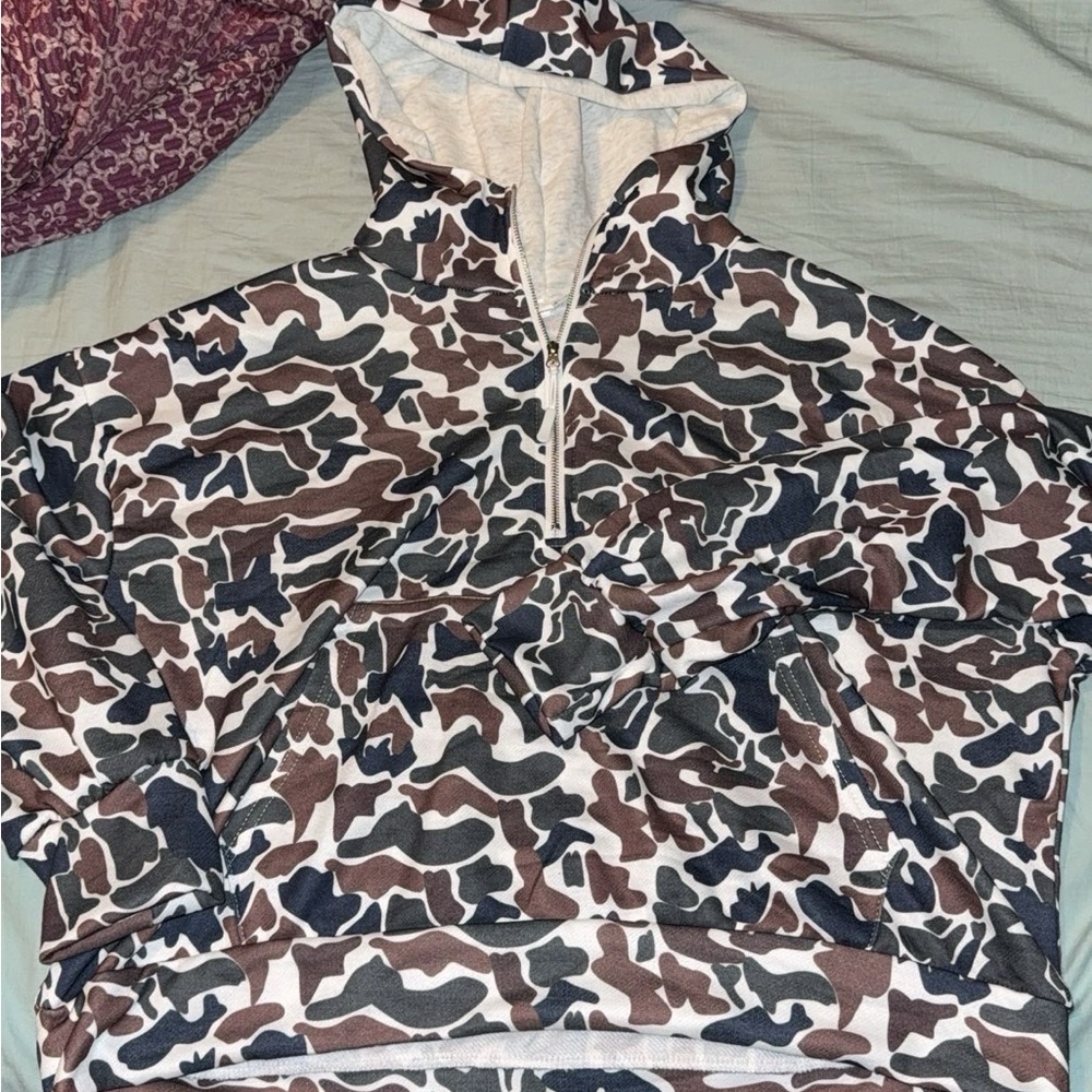 Camouflage fake scuba half zip